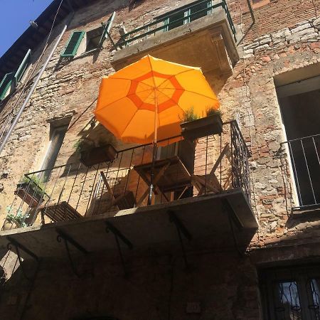 Il Rifugio Dell' Artista Apartment Тоди Екстериор снимка