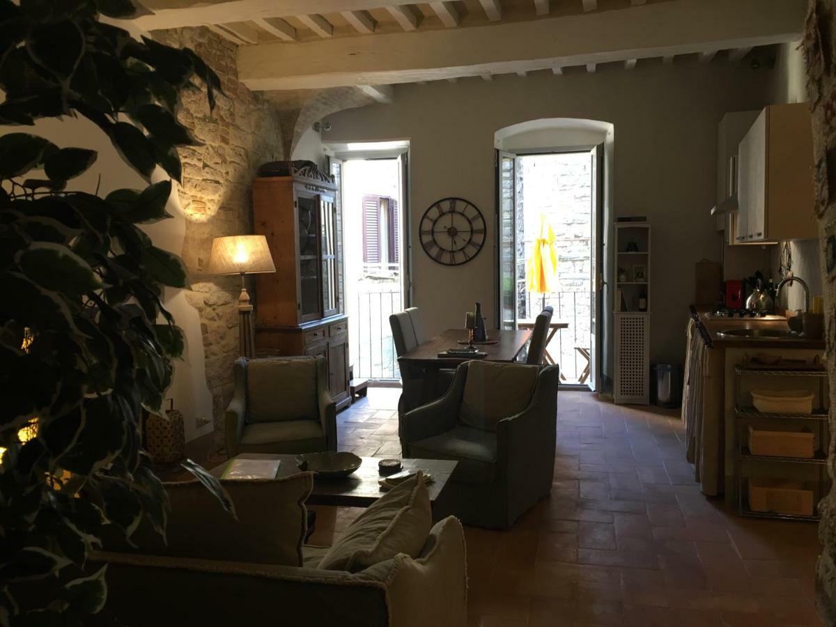 Il Rifugio Dell' Artista Apartment Тоди Екстериор снимка